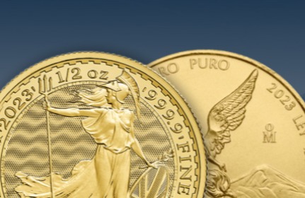 Twee gouden munten van puur goud